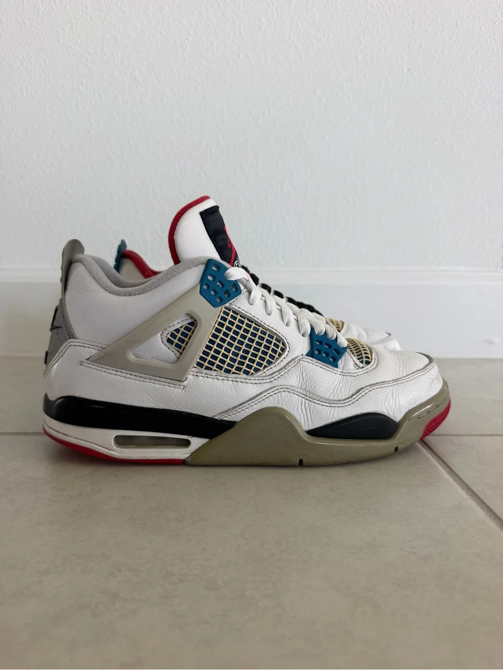Jordan 4 ‘What The’ Size 8.5